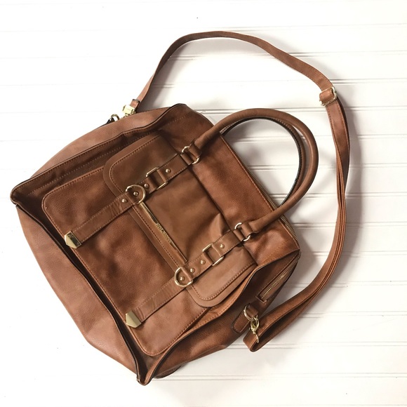 Steve Madden Handbags - Steve Madden brown shoulder bag/ laptop bag